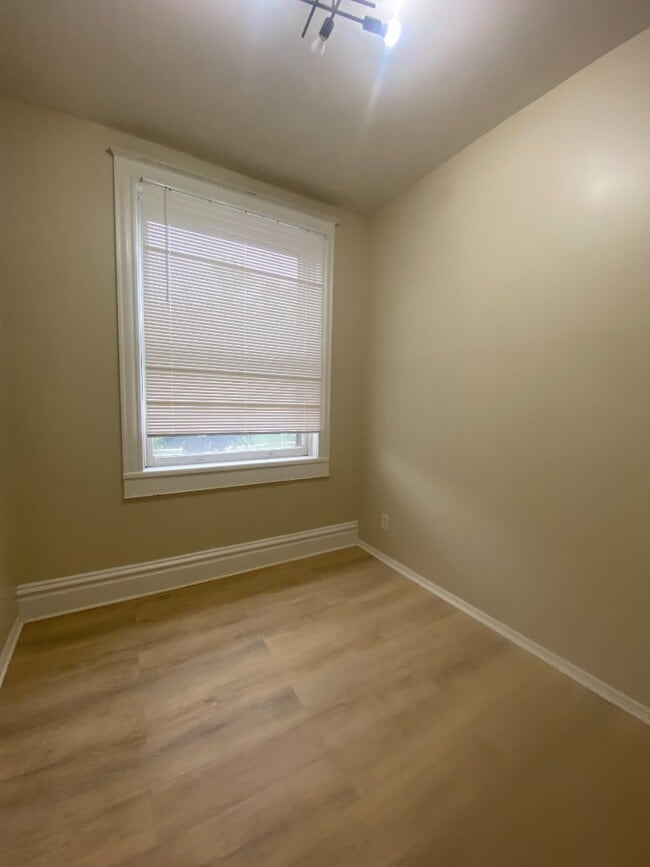Photo - Updated 2 bedroom apartment in Fox Park Unit B