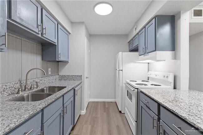 Photo - 16 Barnard Rd Unidad A-15