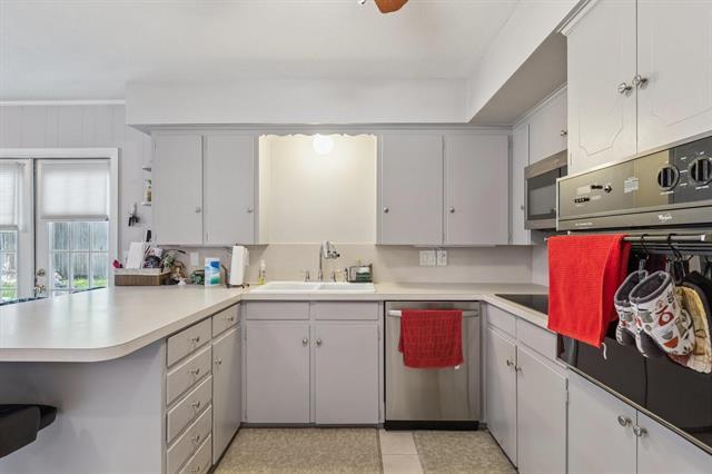 Photo - 8318 Lullwater Dr