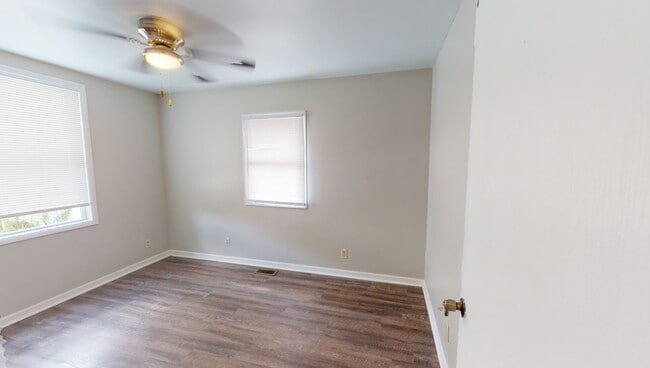 Photo - 1900 N Ball Ave Unit 1