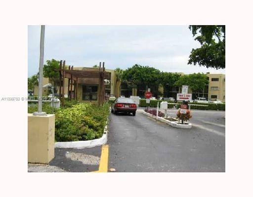 Photo - 8075 SW 107th Ave Unit 305