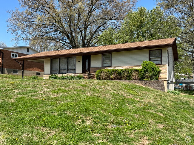 Building Photo - 2556 Marvin St Rental