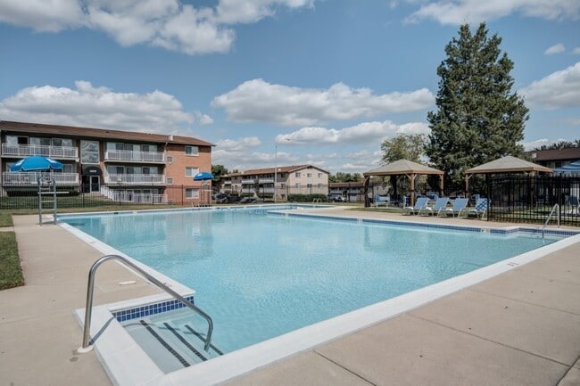 Willow Lake Apartment Homes