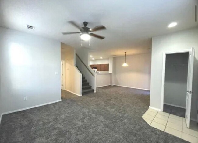11032 Fort Point Ln NE Unit B