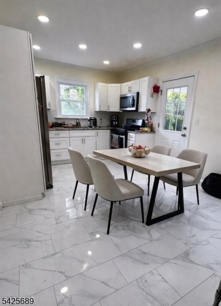 Photo - 9 Bermingham Ln