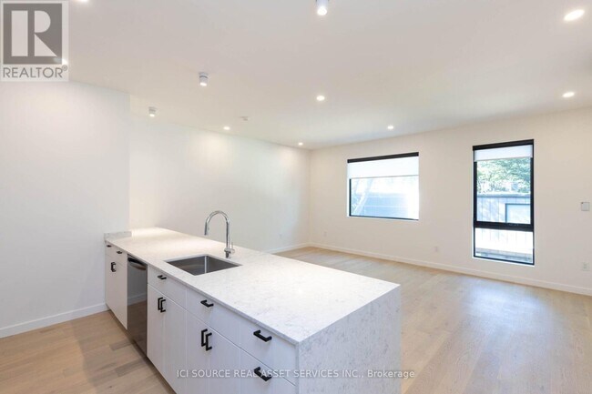 Photo - 60 Jones Ave