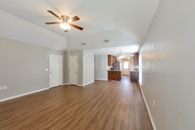 Photo - 16107 Hoiles Ave