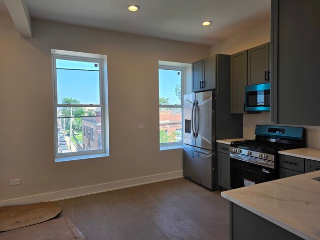 Photo - 3216 S Morgan St Unit 3F