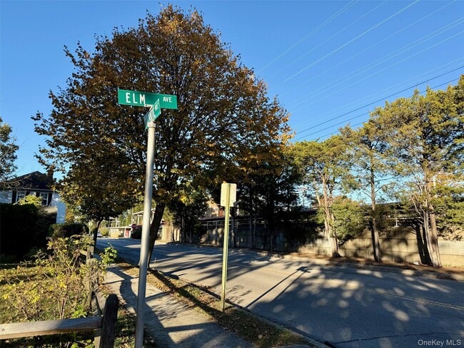 Photo - 191 Floral Blvd