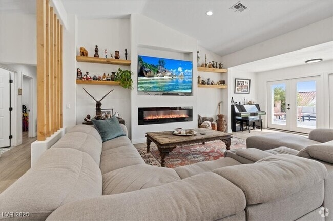 Building Photo - 3024 Lotus Hill Dr Rental