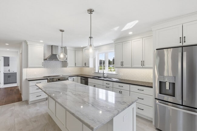 Photo - 169 Glenwood Rd
