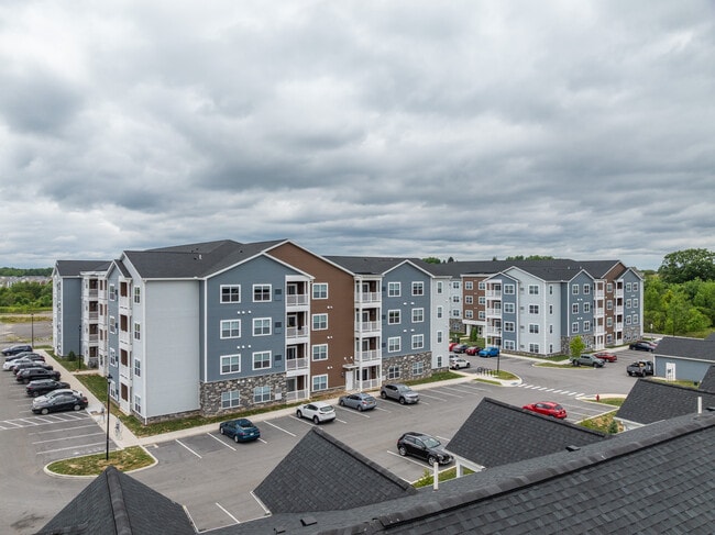 Edgewater Apartments and Townhomes