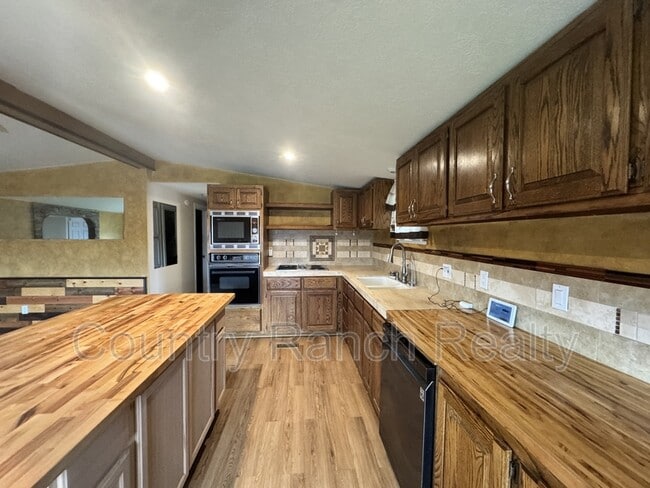 Photo - 4329 River Valley Ct