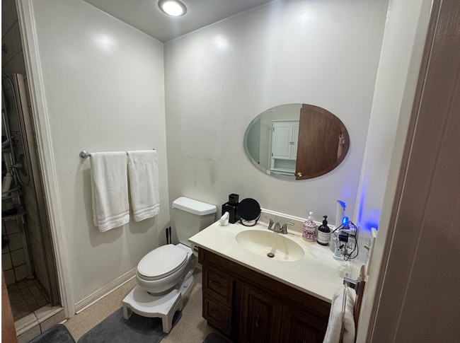 Photo - 10201 Oak Park Ave