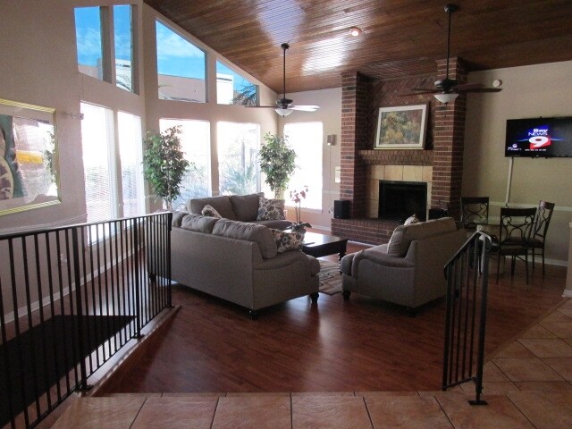 Photo - Meridian Apartments