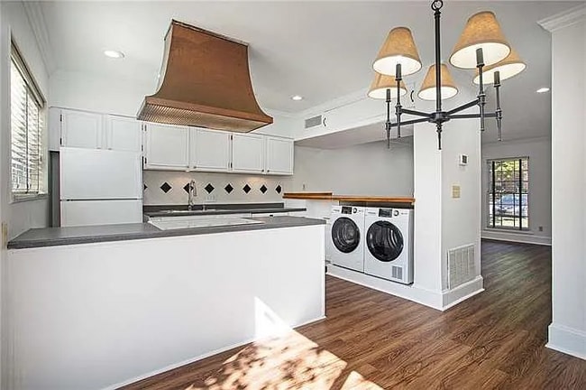 Photo - 3121 Colonial Way Unidad E