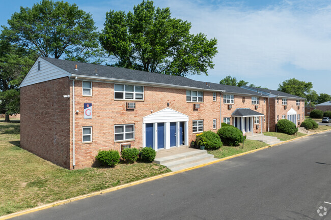 Building Photo - Willow Pointe Apartments