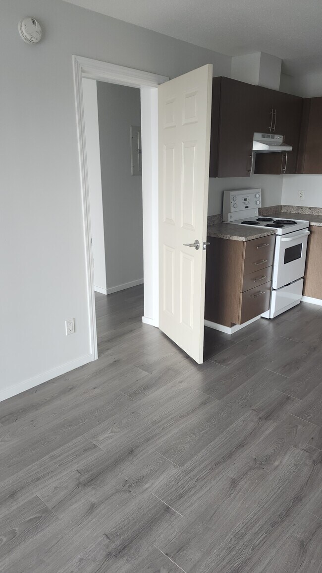 Building Photo - 3683 E Hastings St