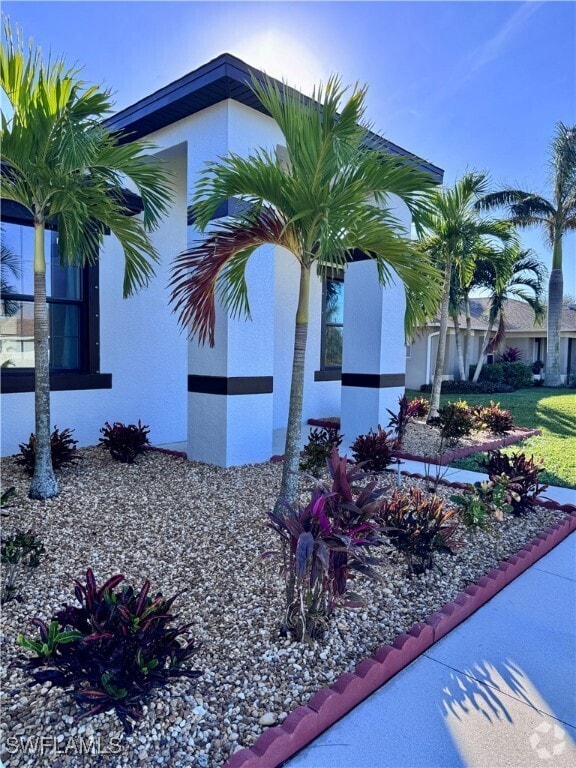 Building Photo - 2322 SW 27th St Rental