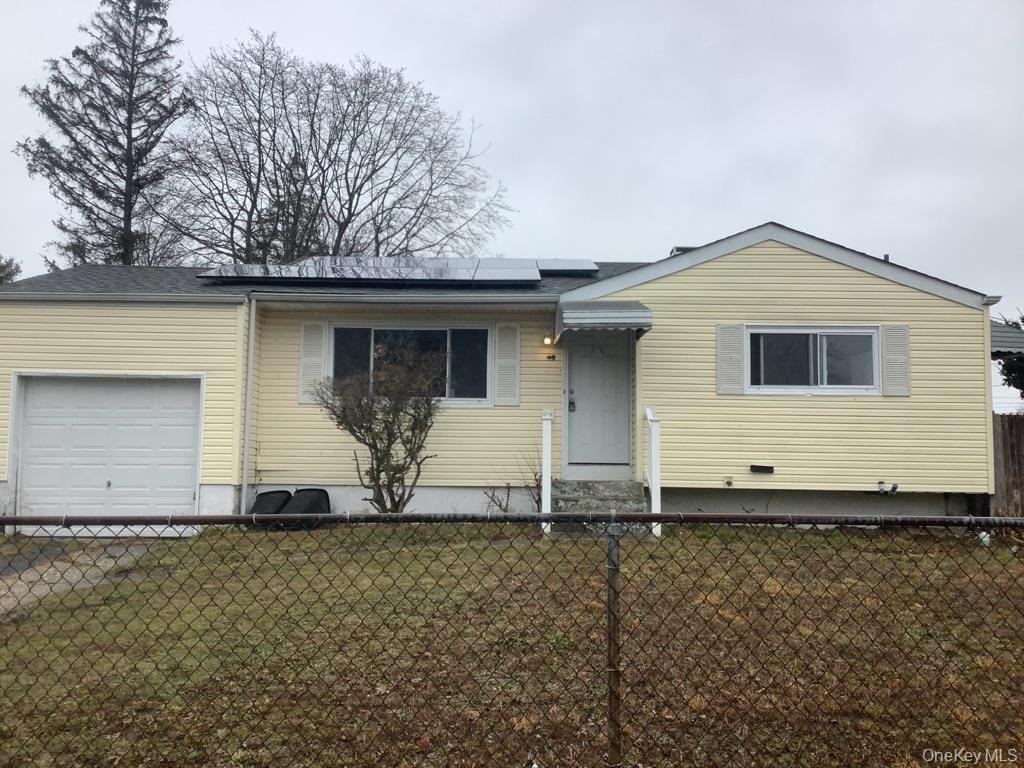 Photo - 253 Hampton Ave