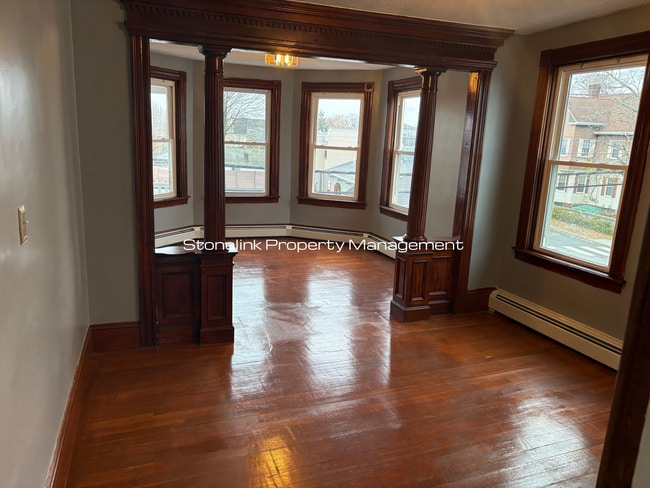 Building Photo - *313 Branch Avenue Unit 1