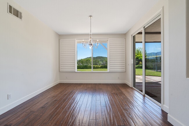 Photo - 674 Via de Tierra