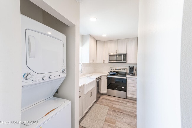 Photo - 1135 Steven Patrick Ave