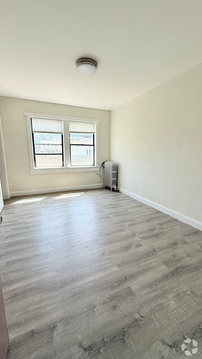 Building Photo - 839 W Sheridan Rd Unit 506 Rental