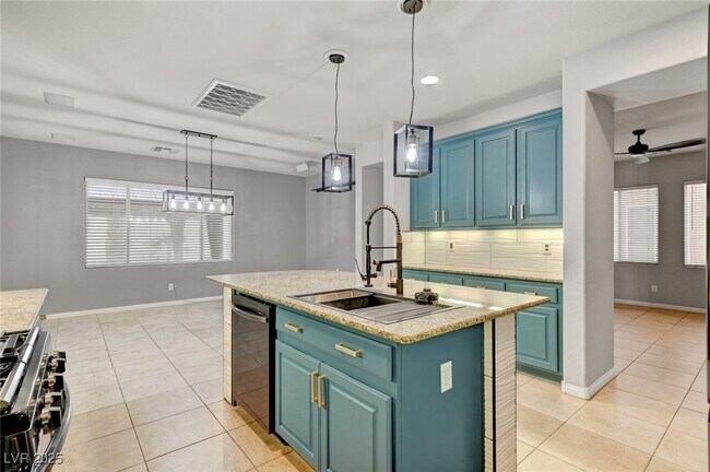 Photo - 10787 Villa Carlotta Ct House