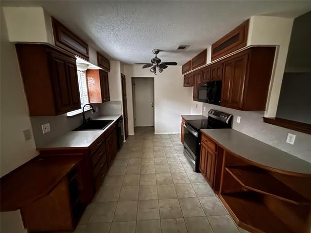 Photo - 5916 Birchhill Rd