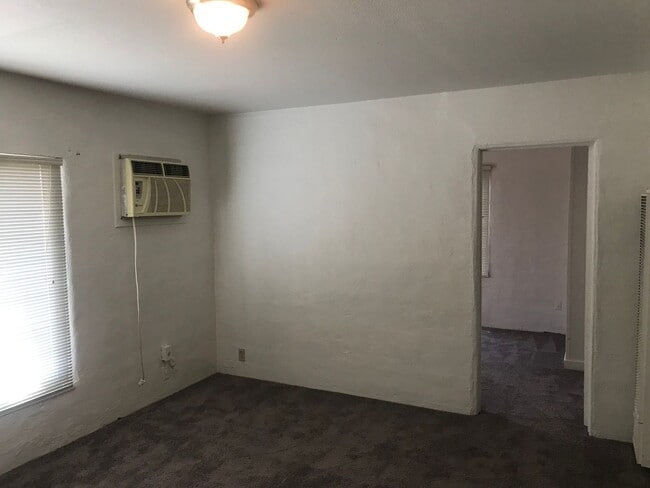 Photo - 737 Morey Ave