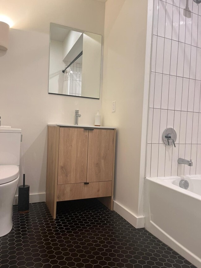 Photo - 329 Pacific Ave