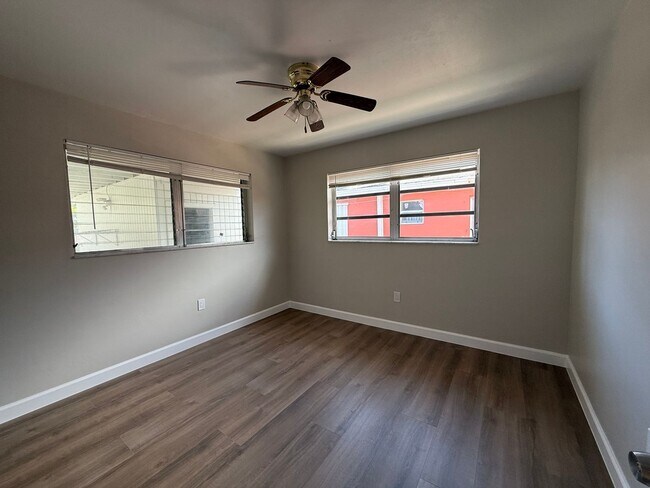 Photo - 5LW Apartments Unit 1520-2