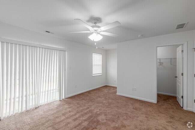 3 HABITACIONES, 2,5 BA - 1600SF2 - Dormitorio principal