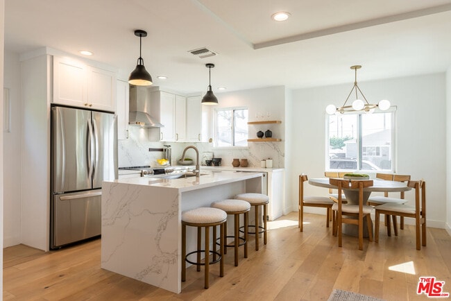 Photo - 3840 Lyceum Ave