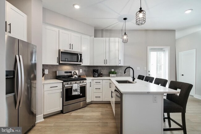 Photo - 2537 Grays Ferry Ave Unidad A