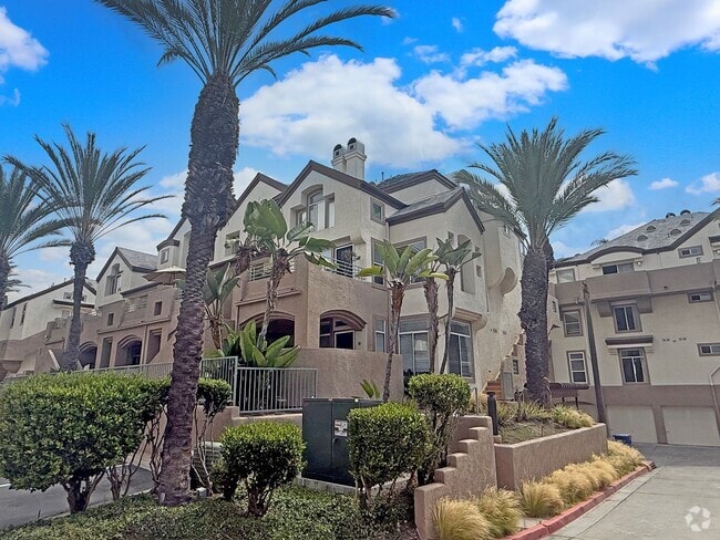 Building Photo - Beautiful 2B/2.5BA in The Elysian Complex!... Unit 46 Rental