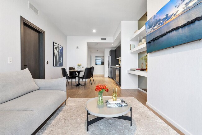 Photo - 398 NE 5th St Unidad SI ID1372285P