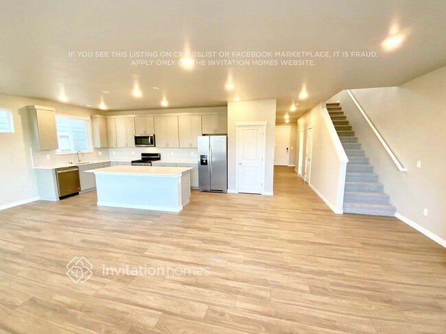 Photo - 934 Burwood St SE