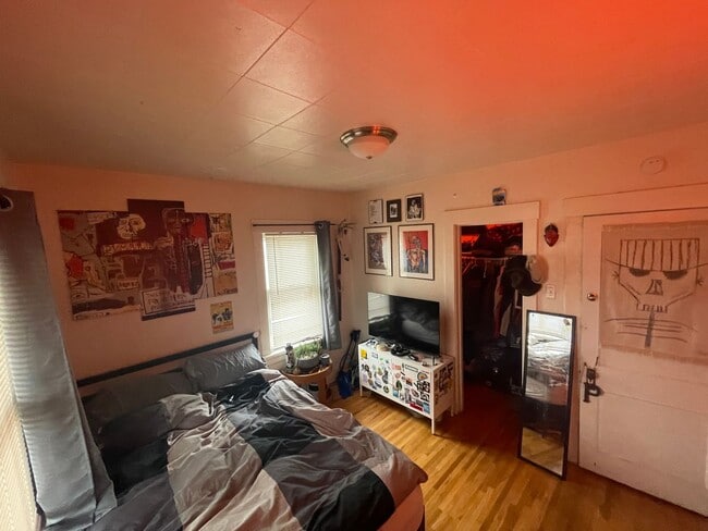 Photo - 4 Bedroom - PRE-LEASING FOR JUNE