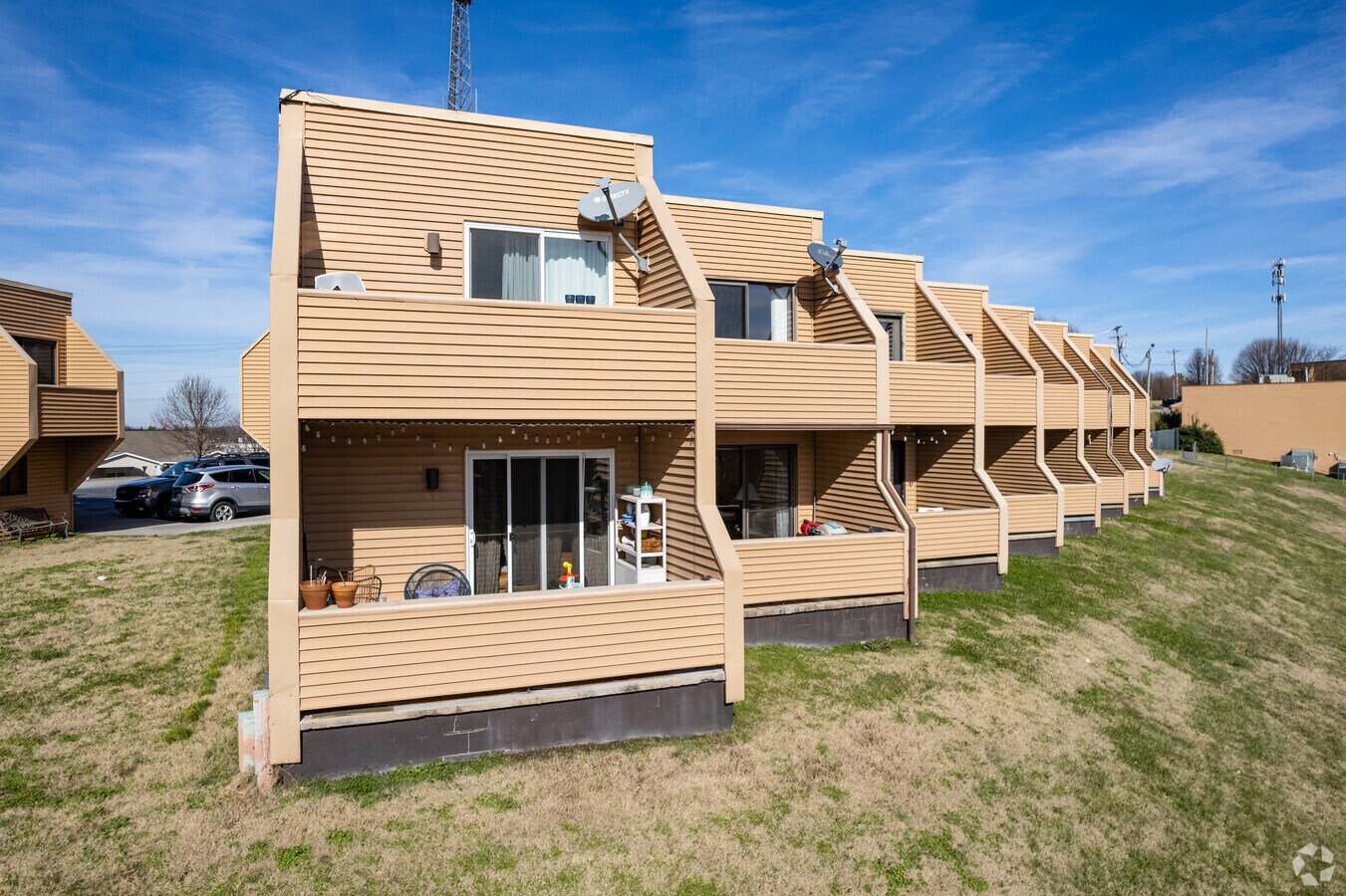 Photo - 334 Olympia Dr