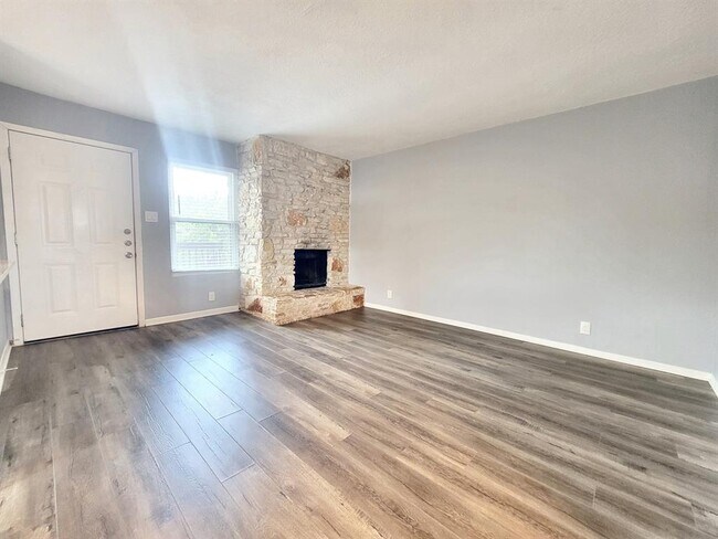 Photo - 4431 Whispering Valley Dr