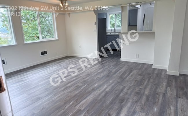 Photo - 3802 19th Ave SW Unit 2