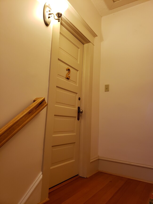 Apt 2 Entry - 319 N 3rd St Unit Apt 2 - Furnished