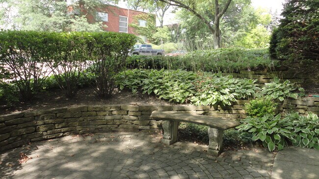 Photo - 145 Ann St Unit 11