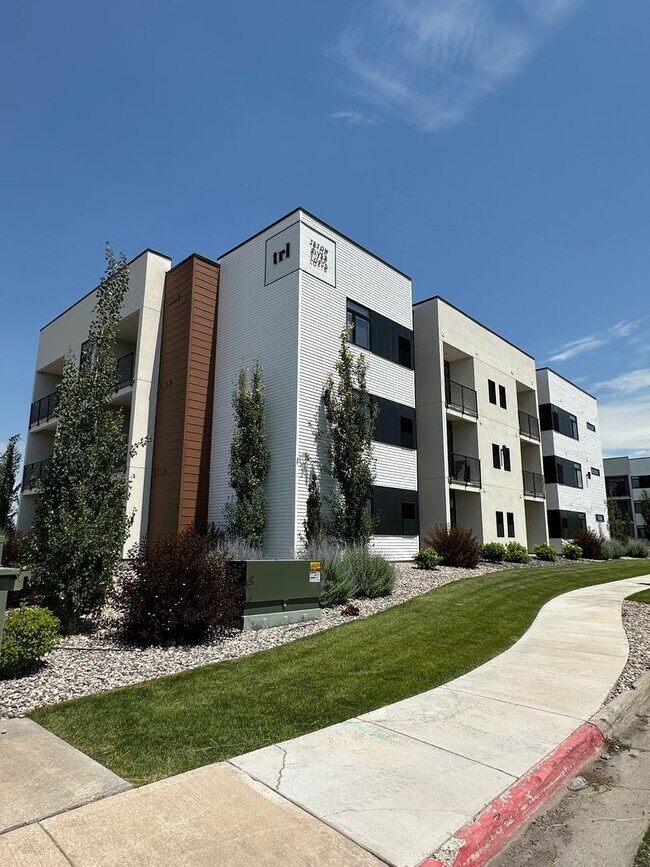 311 E Lorene St Unit 1308