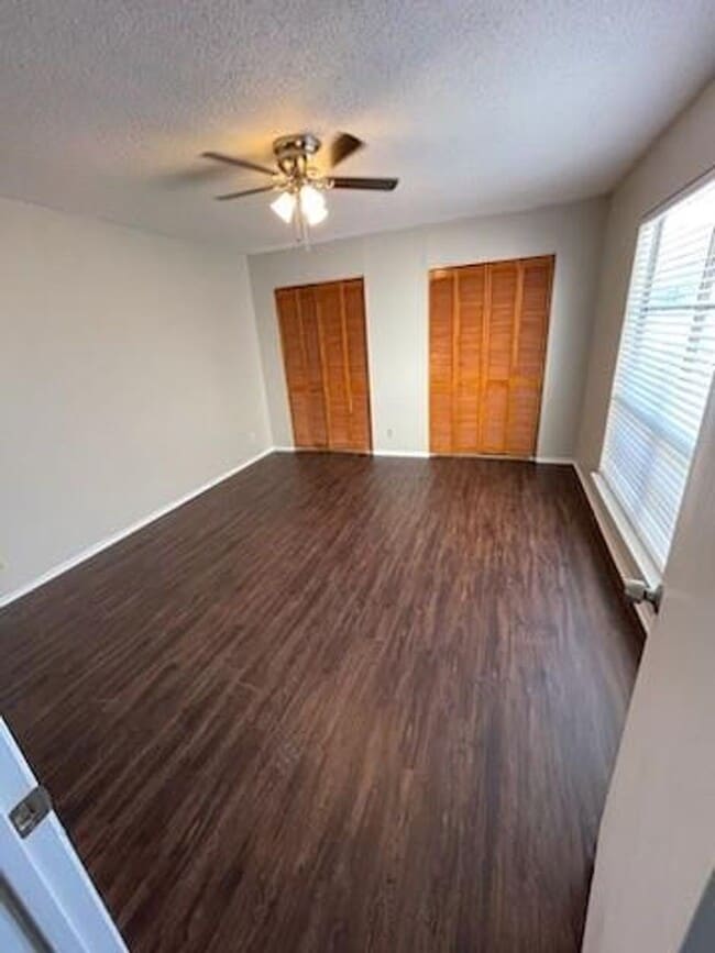 Photo - 1728 Timber Ridge Dr