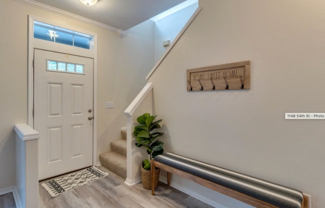 Photo - 1148 54th St