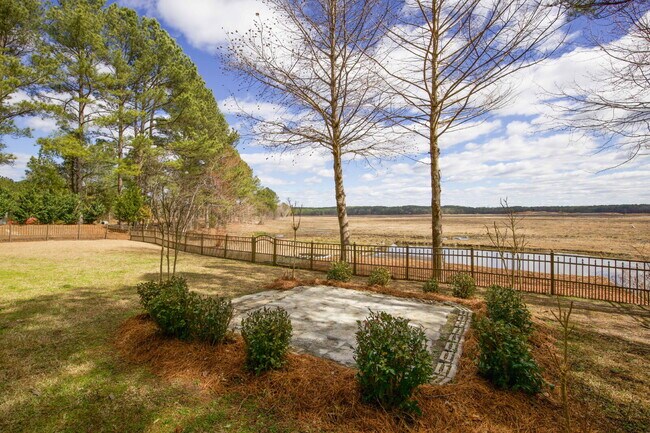 Photo - "Modern 3-Bedroom Home with 3 Full Bathrooms and Spacious Living Areas in Vass, NC!"