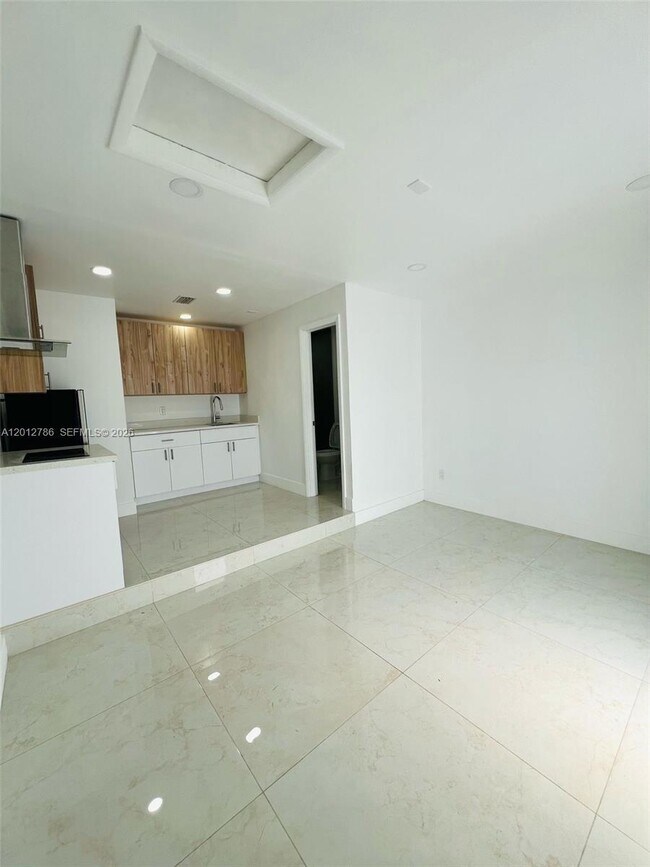 Photo - 26045 SW 131st Ct Unidad REAR